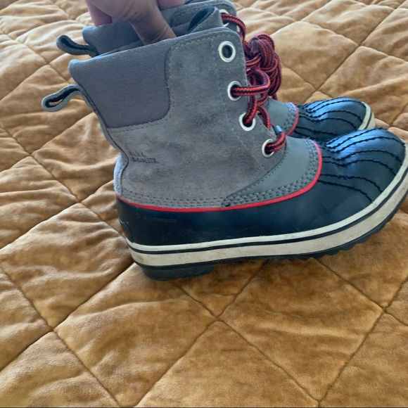 Sorel Kids Snow Boots Size 1 - Picture 7 of 9